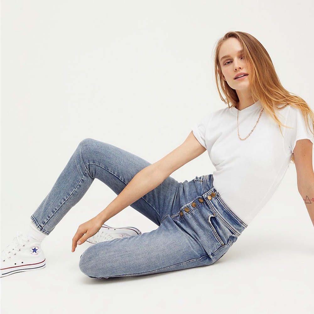 MOTHER high rise denim snapped jeans